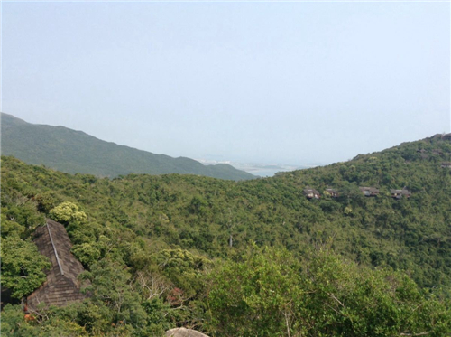 三亞租車形成了旅游景區(qū)靚麗的風(fēng)景線